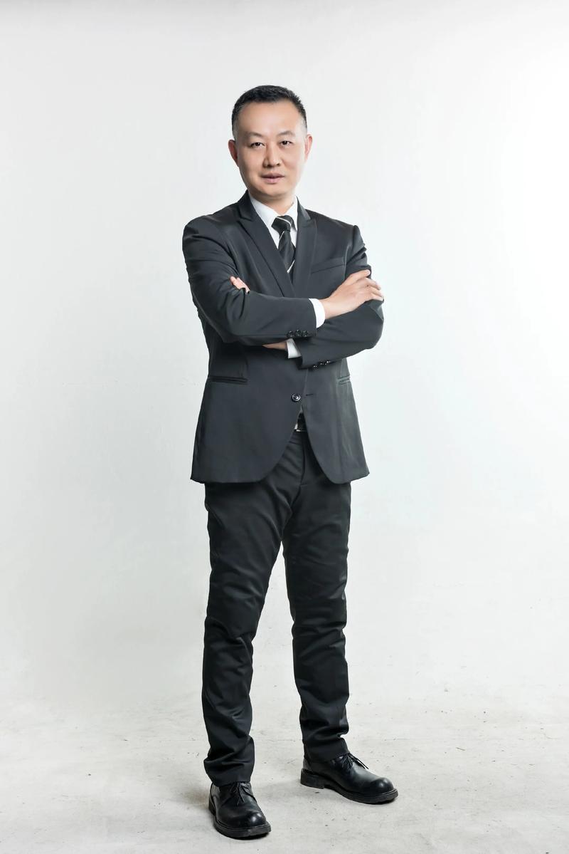 且华威 选角与表演指导负责人